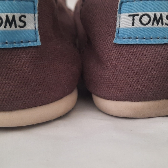 Grey TOMS Slip On Shoes Size 9.5 - Picture 4 of 5
